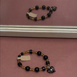 Glossy bubble black and gold heart bracelet!